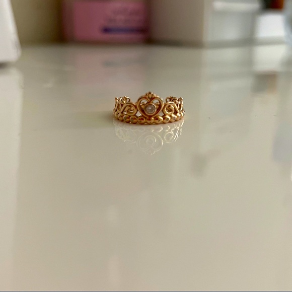 Rose Gold Princess Tiara Crown Ring (Pandora) - Picture 1 of 3